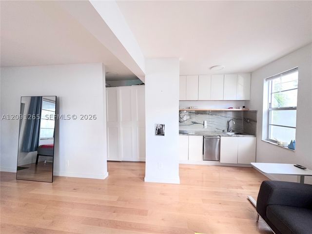 123 3rd St 10, Miami Beach, FL 33139