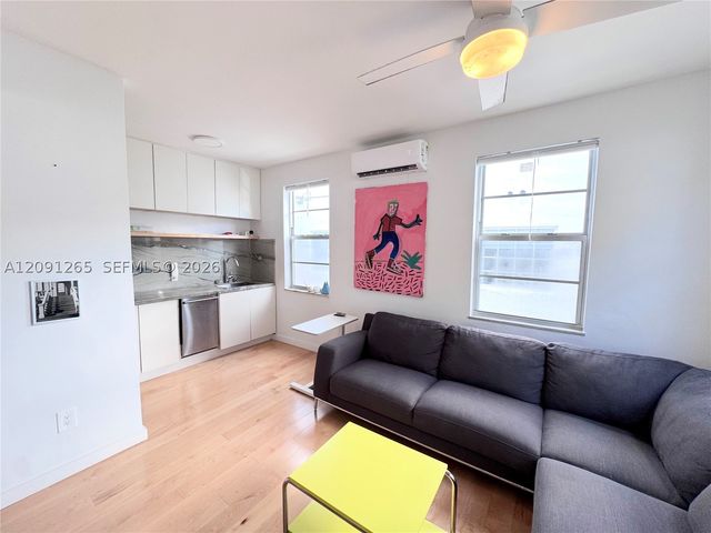123 3rd St 10, Miami Beach, FL 33139
