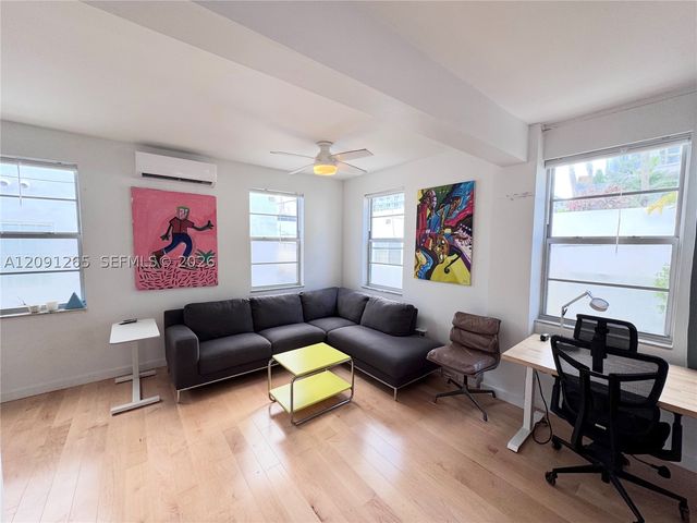 123 3rd St 10, Miami Beach, FL 33139