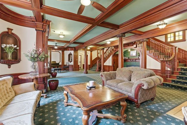 507 S Howard St, Spokane, WA 99204