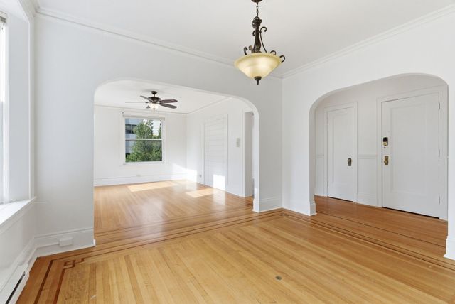 507 S Howard St, Spokane, WA 99204