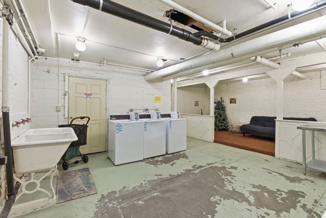 507 S Howard St, Spokane, WA 99204
