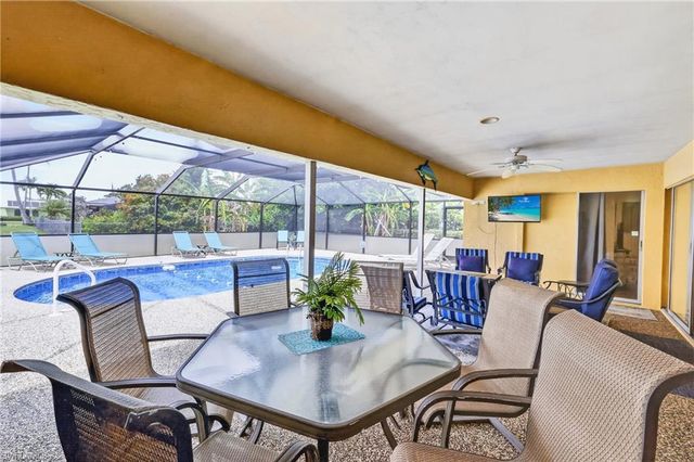3937 SE 9th CT, Cape Coral, FL 33904