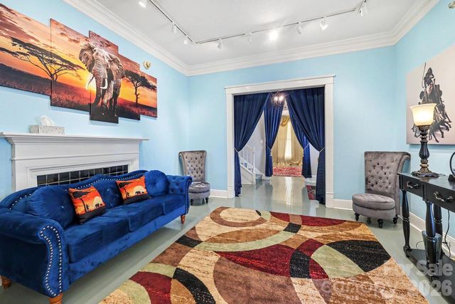 601 College Avenue SW, Lenoir, NC 28645