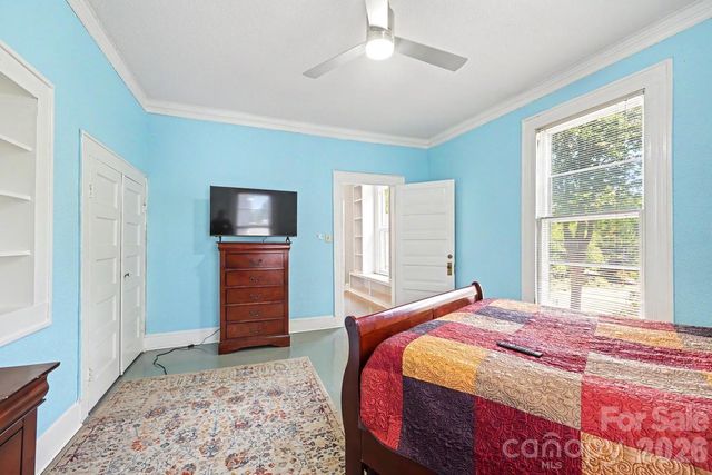 601 College Avenue SW, Lenoir, NC 28645