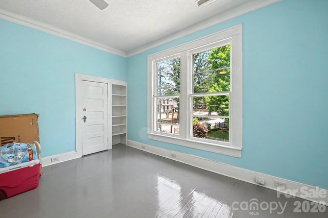 601 College Avenue SW, Lenoir, NC 28645