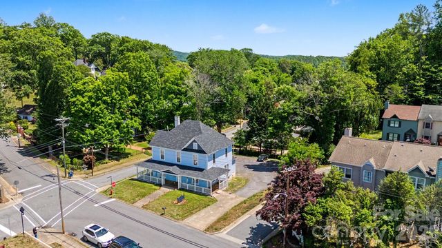 601 College Avenue SW, Lenoir, NC 28645