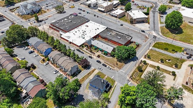 601 College Avenue SW, Lenoir, NC 28645