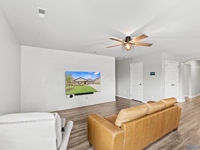 124 Sublett Drive, Hazel Green, AL 35750