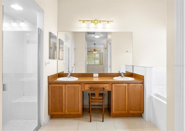 3711 PALMAS LANE, Sun City Center, FL 33573