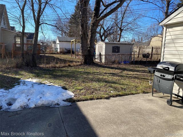 4812 BERWYN Drive, Warren, MI 48092