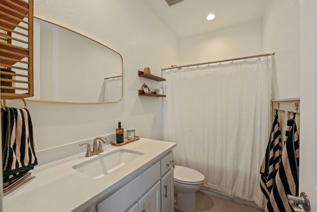 8237 Caminata lane, Carmichael, CA 95608