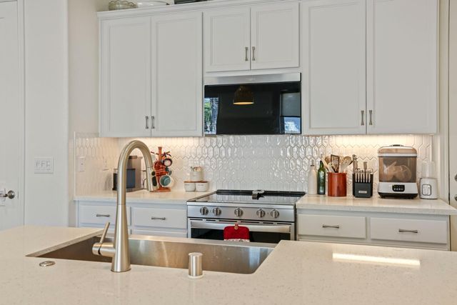 8237 Caminata lane, Carmichael, CA 95608