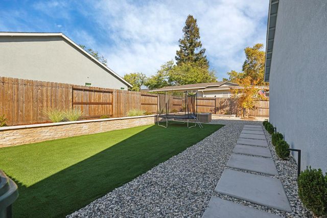 8237 Caminata lane, Carmichael, CA 95608