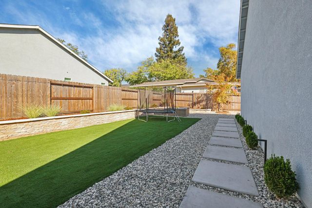 8237 Caminata lane, Carmichael, CA 95608