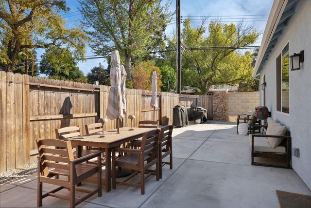 8237 Caminata lane, Carmichael, CA 95608