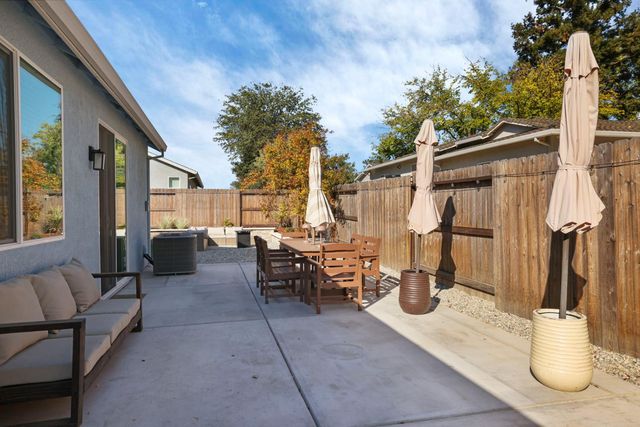 8237 Caminata lane, Carmichael, CA 95608