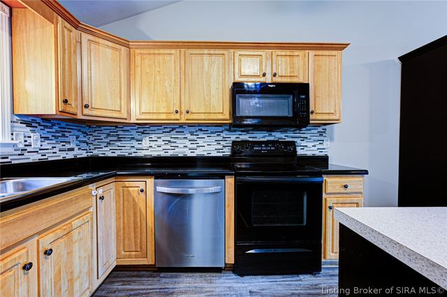 17541 Highway 31 S, Henryville, IN 47126