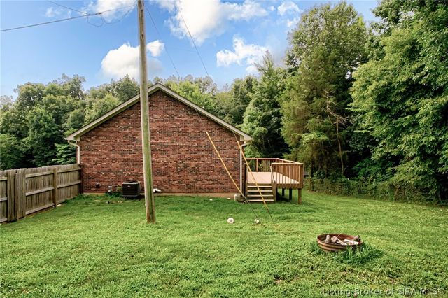 17541 Highway 31 S, Henryville, IN 47126