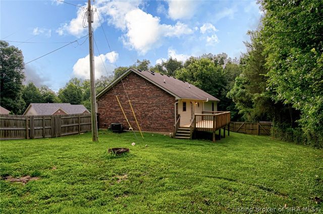 17541 Highway 31 S, Henryville, IN 47126