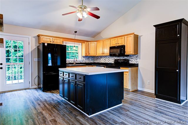 17541 Highway 31 S, Henryville, IN 47126