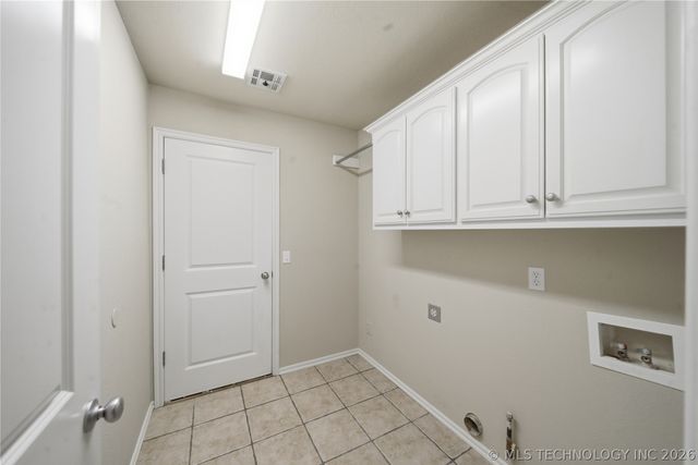 11602 S Mulberry Lane, Jenks, OK 74037