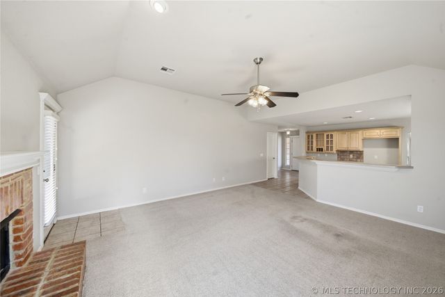 11602 S Mulberry Lane, Jenks, OK 74037