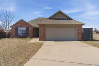 11602 S Mulberry Lane, Jenks, OK 74037