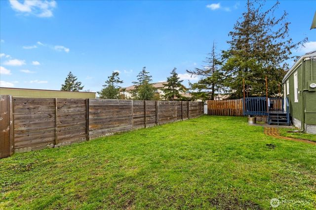 951 SE Dock Street, Oak Harbor, WA 98277