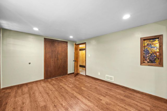 4344 Williston Road, Minnetonka, MN 55345