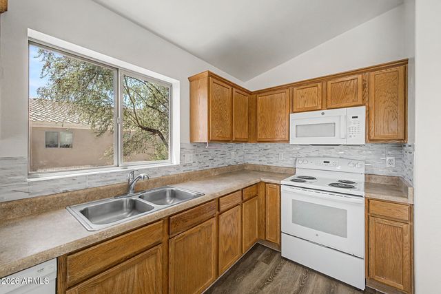 24151 N HIGH DUNES Drive, Florence, AZ 85132