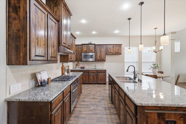 112 Lilypad Bend, Argyle, TX 76226