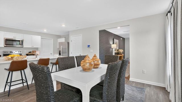 117 Beechwood Circle, Thomasville, NC 27360