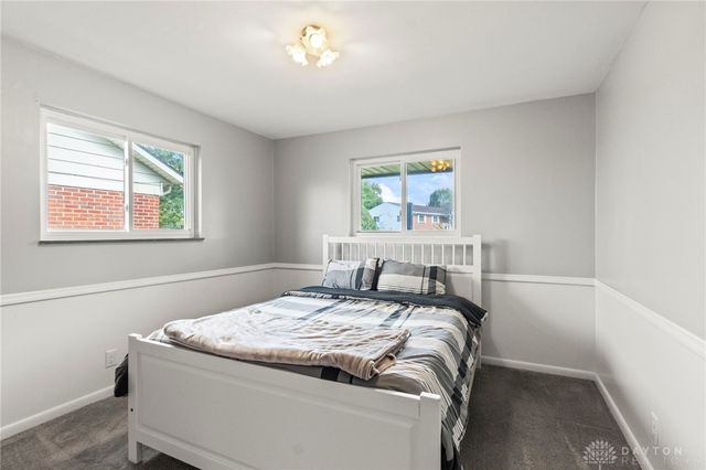 190 Robin Hood Lane, Troy, OH 45373