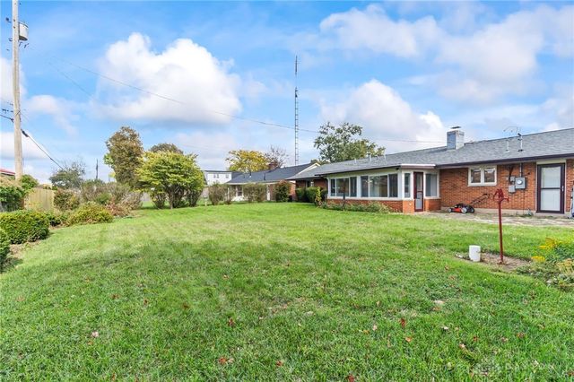 190 Robin Hood Lane, Troy, OH 45373