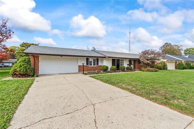 190 Robin Hood Lane, Troy, OH 45373