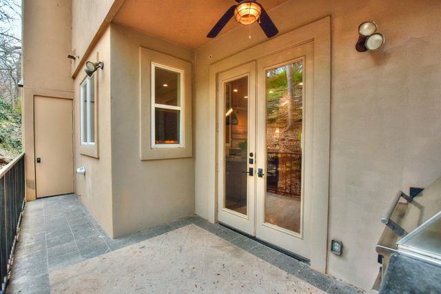 1529 Barton Springs RD 16, Austin, TX 78704