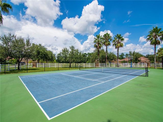 8260 Halbert Lane, Vero Beach, FL 32968