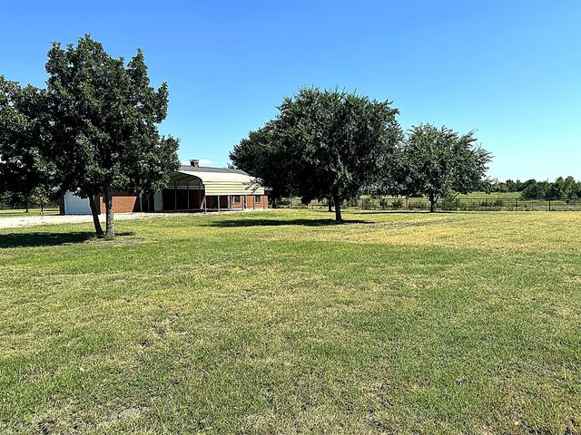 1599 County Road 2925, Dodd City, TX 75438
