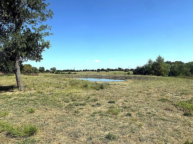 1599 County Road 2925, Dodd City, TX 75438