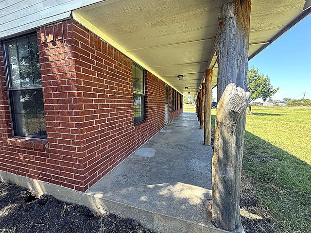 1599 County Road 2925, Dodd City, TX 75438
