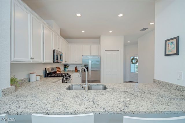 17724 Palmetto Pass LN, Punta Gorda, FL 33982