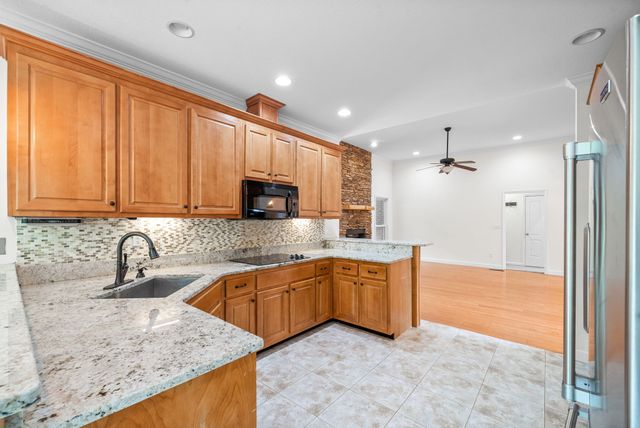 314 Ginger Dr, Dover, TN 37058