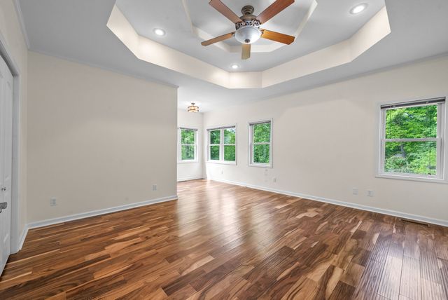 314 Ginger Dr, Dover, TN 37058
