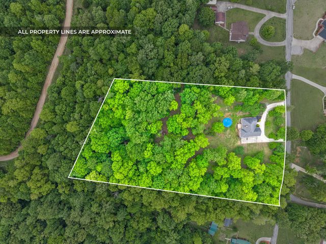 314 Ginger Dr, Dover, TN 37058