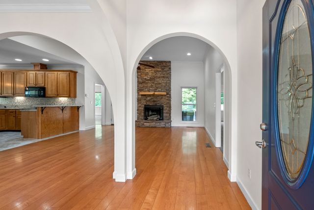 314 Ginger Dr, Dover, TN 37058