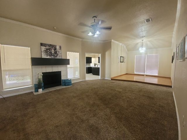611 Linda Drive, Burleson, TX 76028