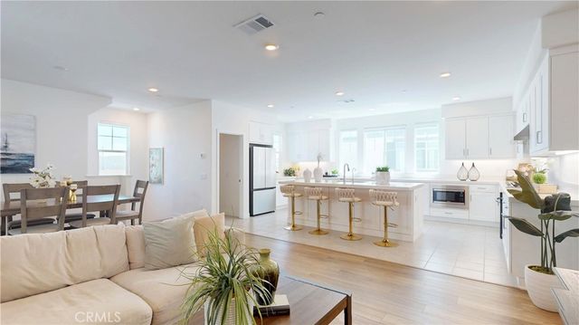 1066 N Anaheim 1, Anaheim, CA 92801