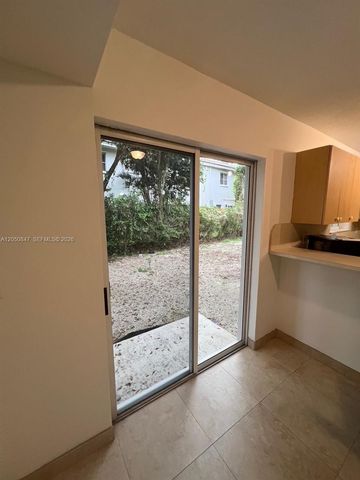 2911 SE 13th Road 10640, Homestead, FL 33035