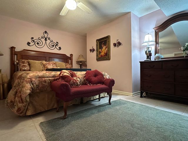 630 E POPLAR AVE, Selmer, TN 38375